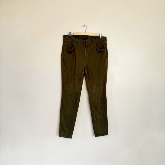 SALE! Olive Green Talbots Simply Flattering Jegging Pants Size 14 EUC - Picture 1 of 5